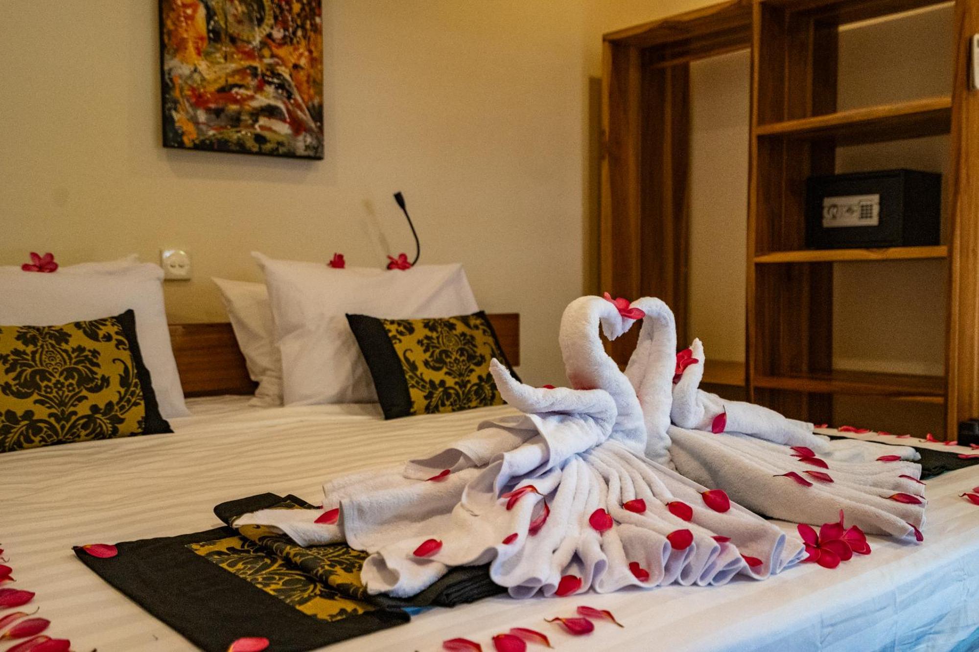 Paradise Villa 吉利阿尔 外观 照片